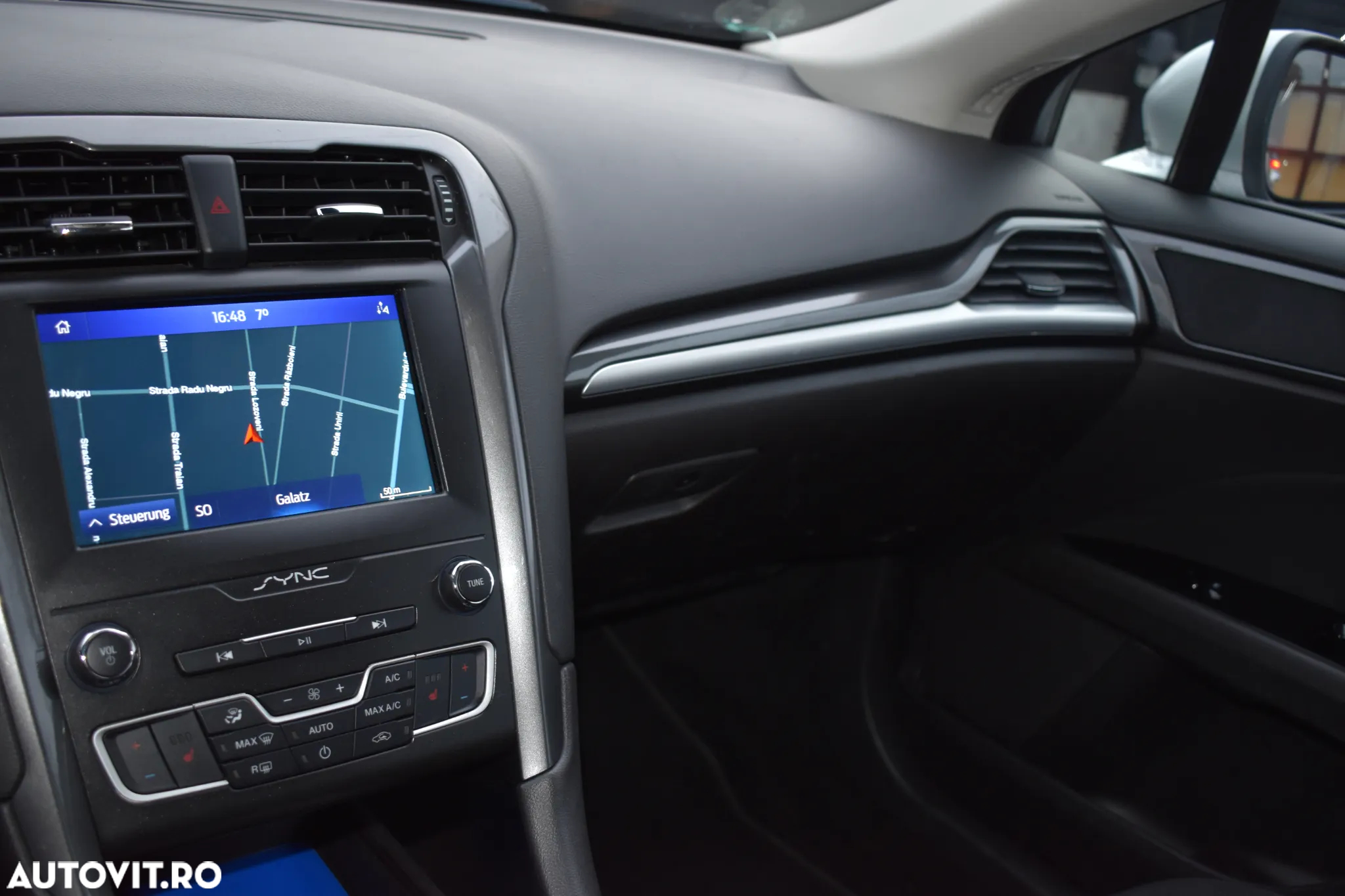 Ford Mondeo 2.0 TDCi Start-Stopp PowerShift-Aut Titanium - 32