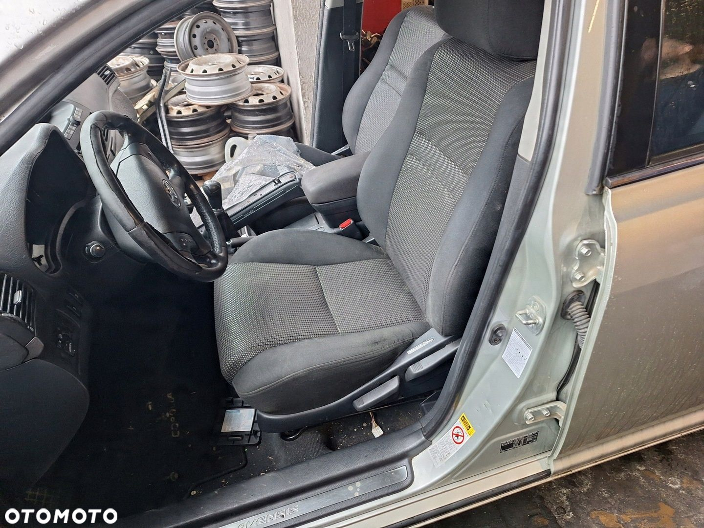 TOYOTA AVENSIS T25 LUSTERKO ELEKTRYCZNE PRAWE 7 PIN EUROPA 1C0 - 6