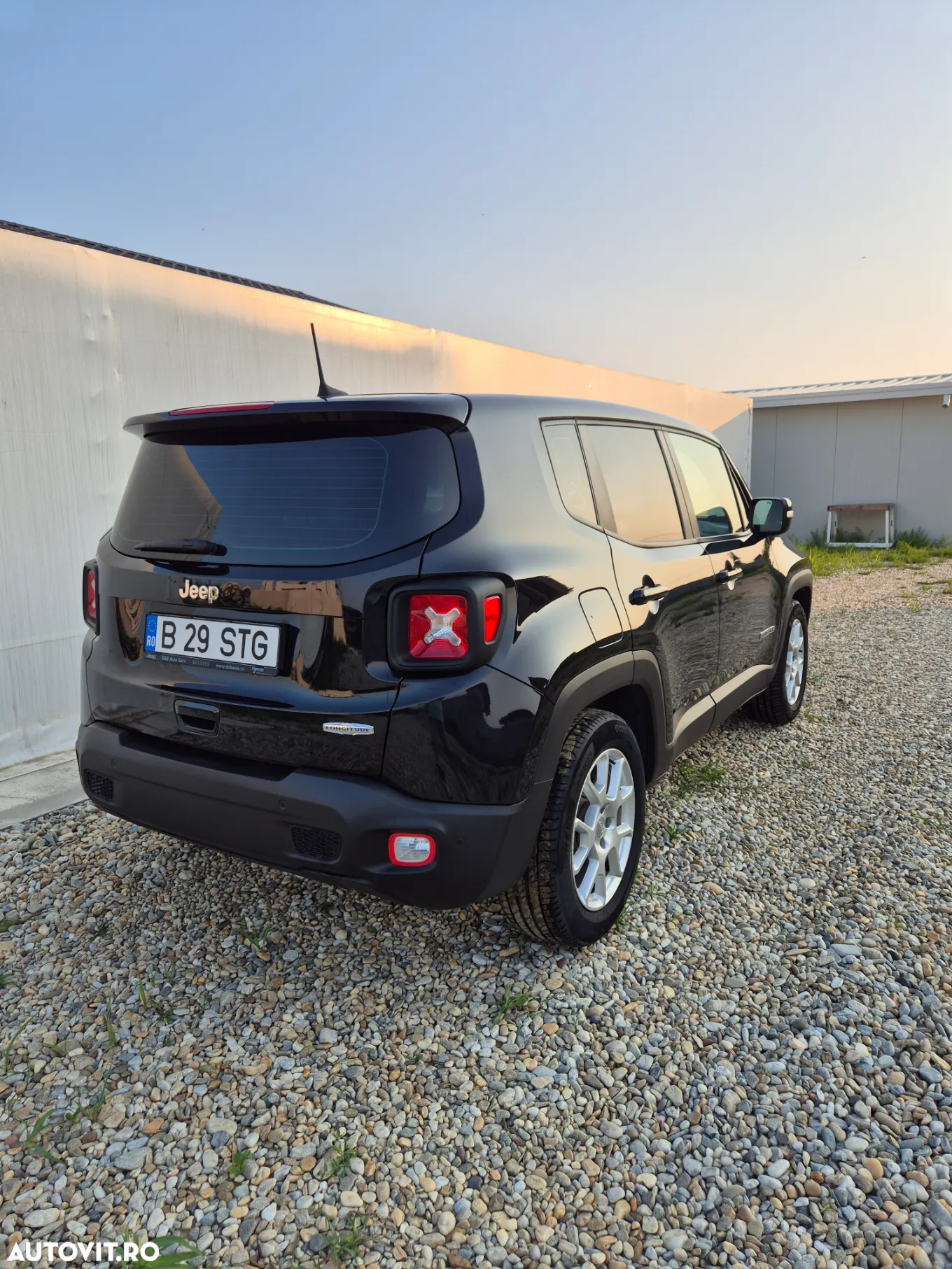 Jeep Renegade 1.0 Turbo 4x2 M6 Longitude - 11