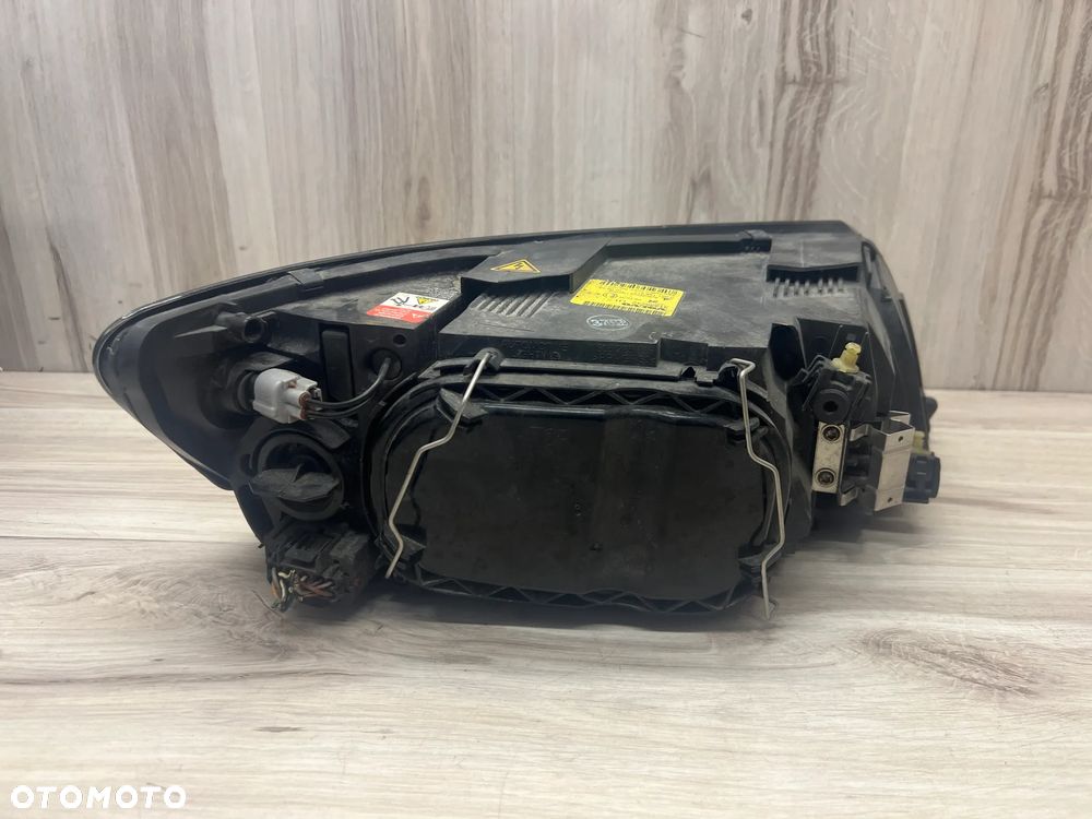 XENON LAMPA LEWA VOLVO V50 S40 EUROPA 31335242 - 9