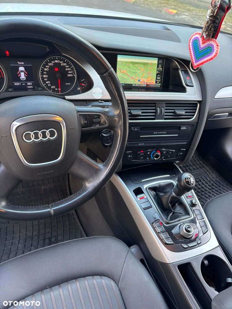 Audi A4 Avant 2.0 TDI - 22