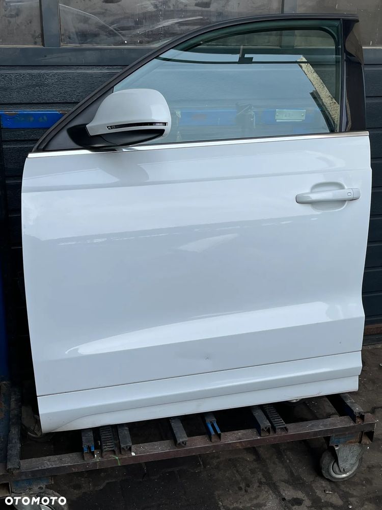 DRZWI Audi Q3 8U DRZWI LEWY PRZÓD LS9R - 1