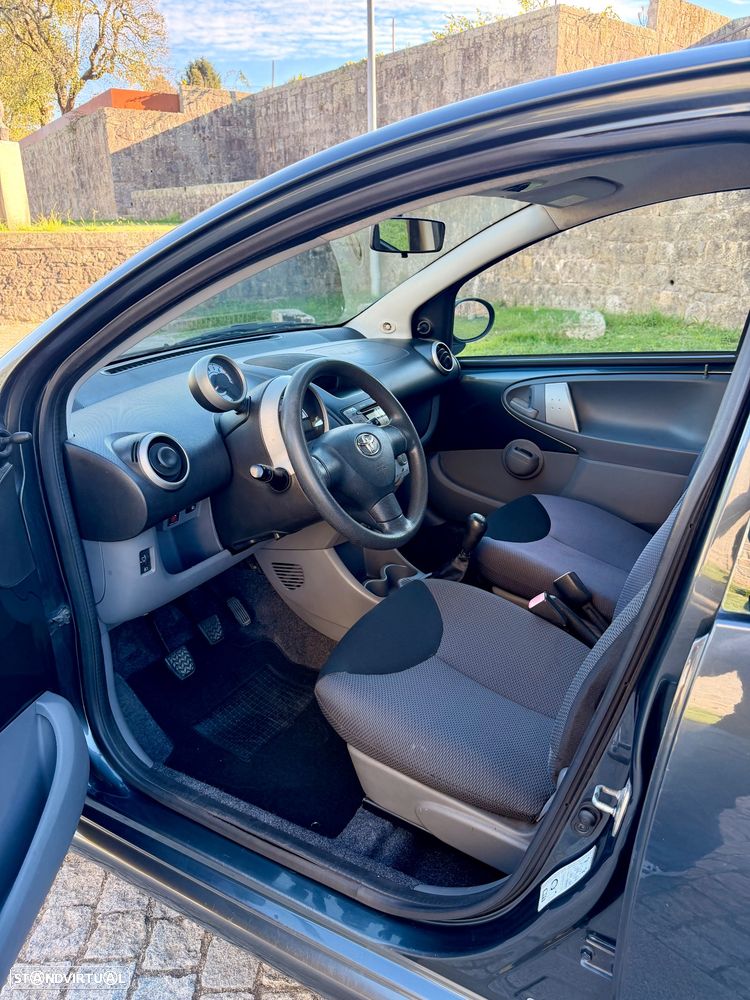 Toyota Aygo 1.0 + AC - 22