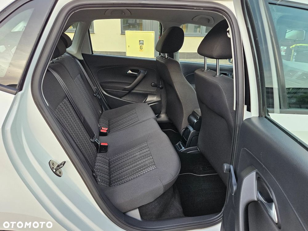 Volkswagen Polo 1.0 (Blue Motion Technology) Comfortline - 11