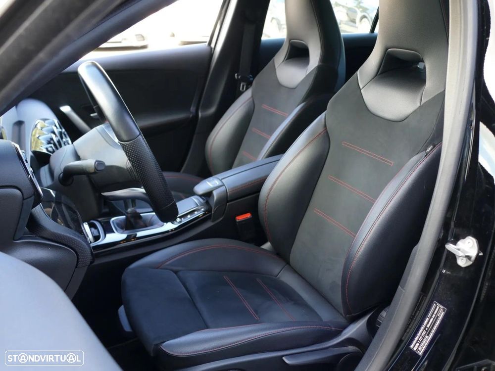Mercedes-Benz A 180 d AMG Line - 27