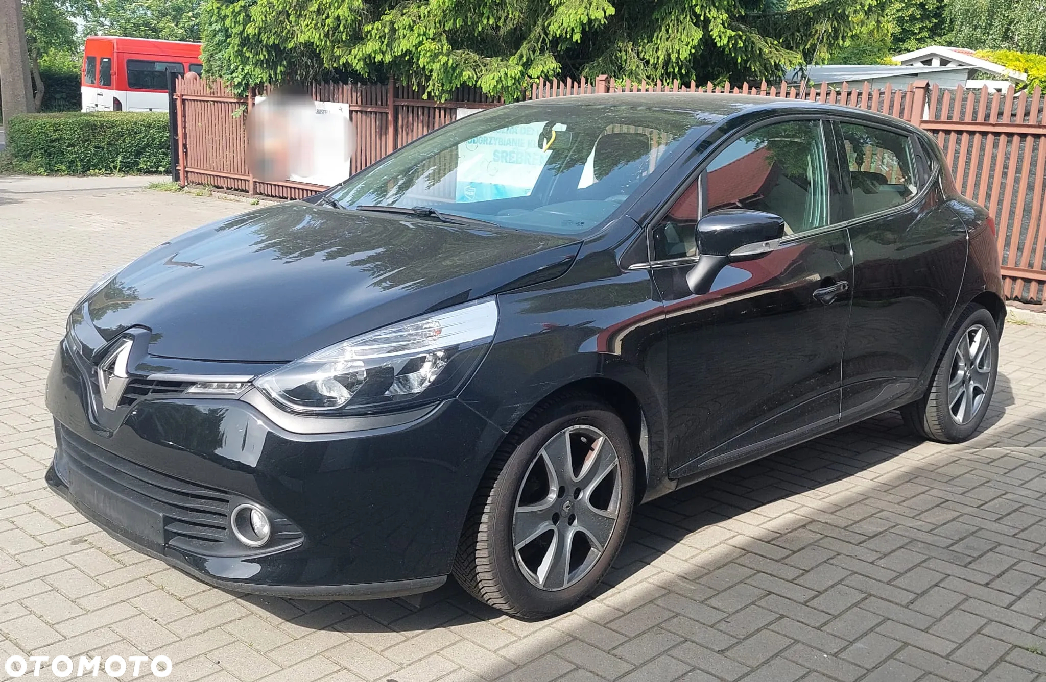 Renault Clio 1.2 16V 75 Life - 2