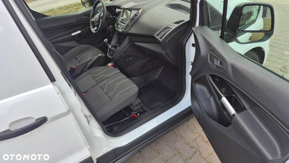 Ford Transit Connect II - 14