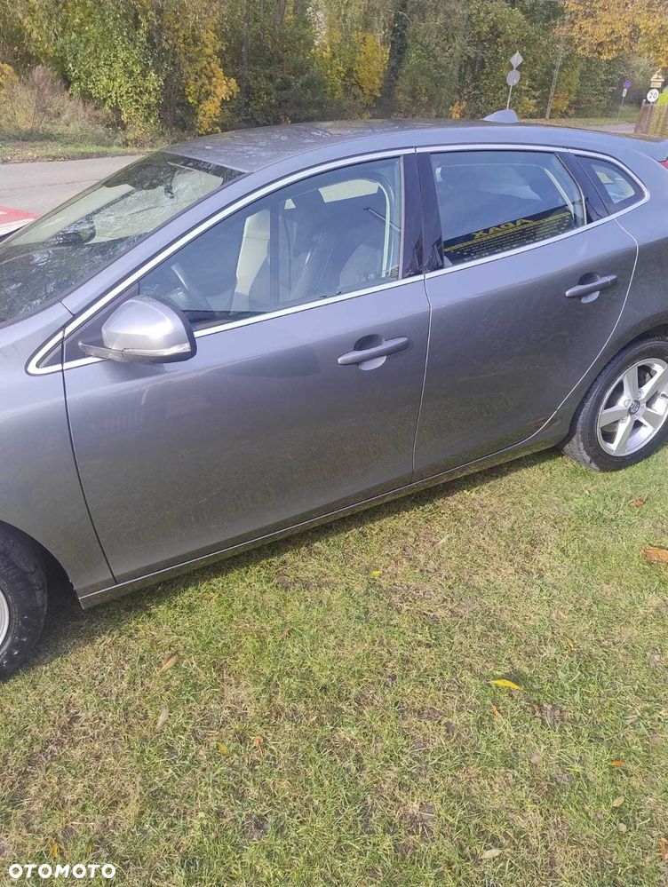 Volvo V40 - 4