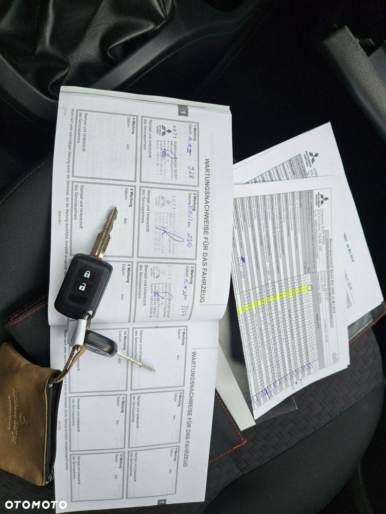 Mitsubishi Space Star - 9