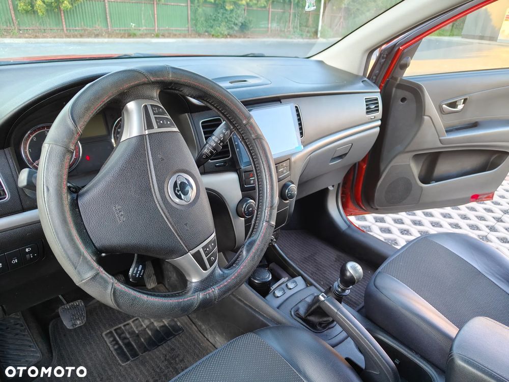 SsangYong/KGM Korando 2.0 e-XDi Sapphire 2WD - 9