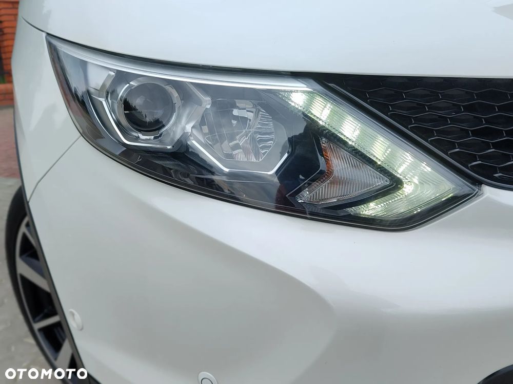 Nissan Qashqai 1.6 DIG-T TEKNA+ - 5