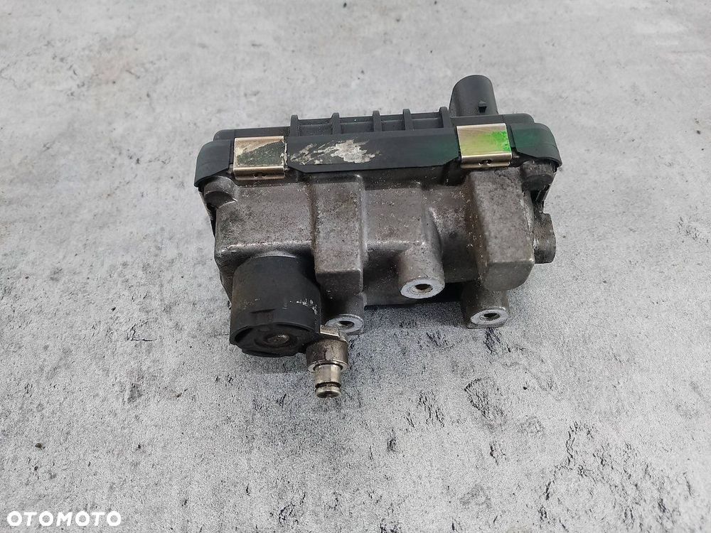 NASTAWNIK TURBINY LAND ROVER FREELANDER II 6NW009483  G-33 HELLA  2.2 - 1