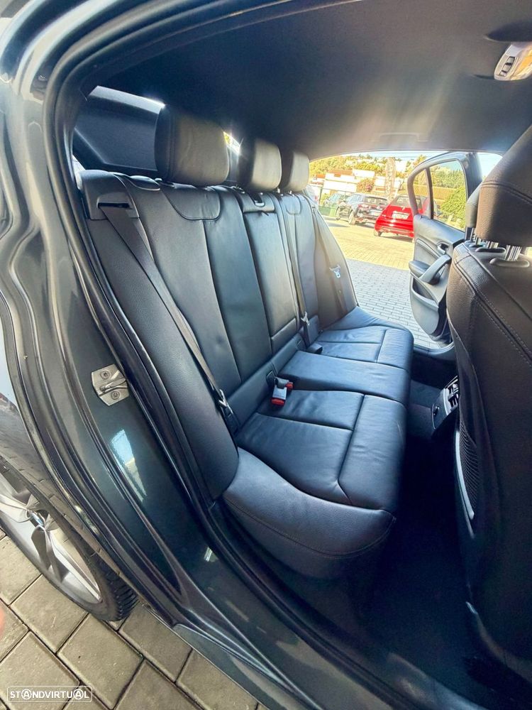 BMW 118 i Pack M Auto - 17