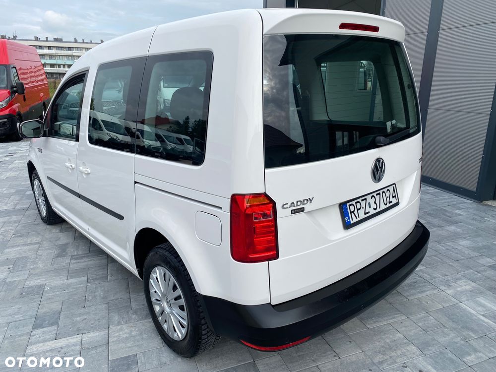 Volkswagen Caddy 2.0 TDI Highline - 3