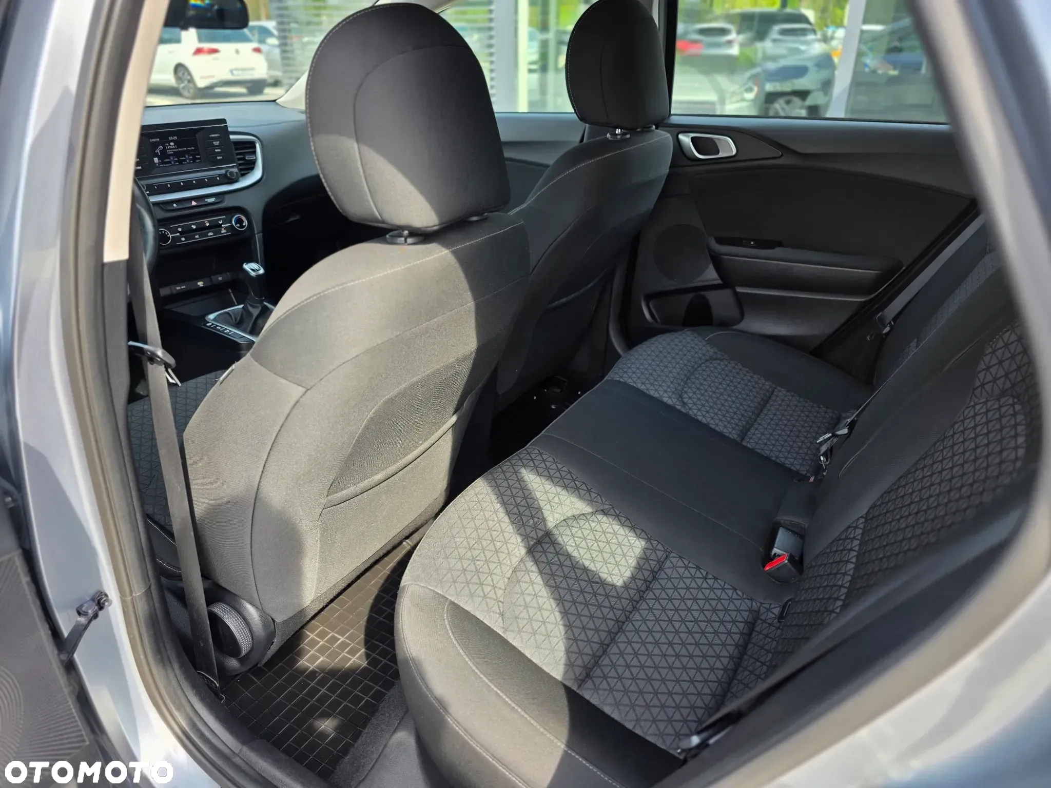 Kia Ceed 1.6 CRDi SCR L - 34