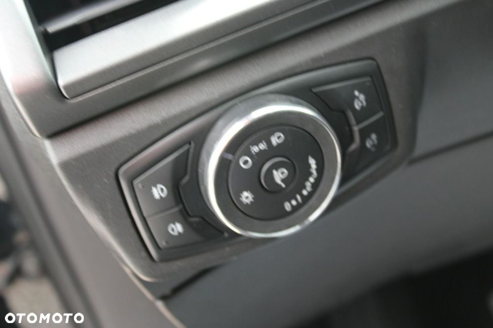 Ford Mondeo - 15