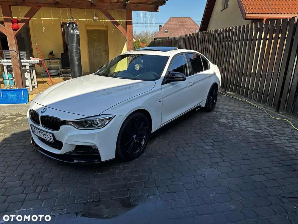 BMW Seria 3 328i - 7
