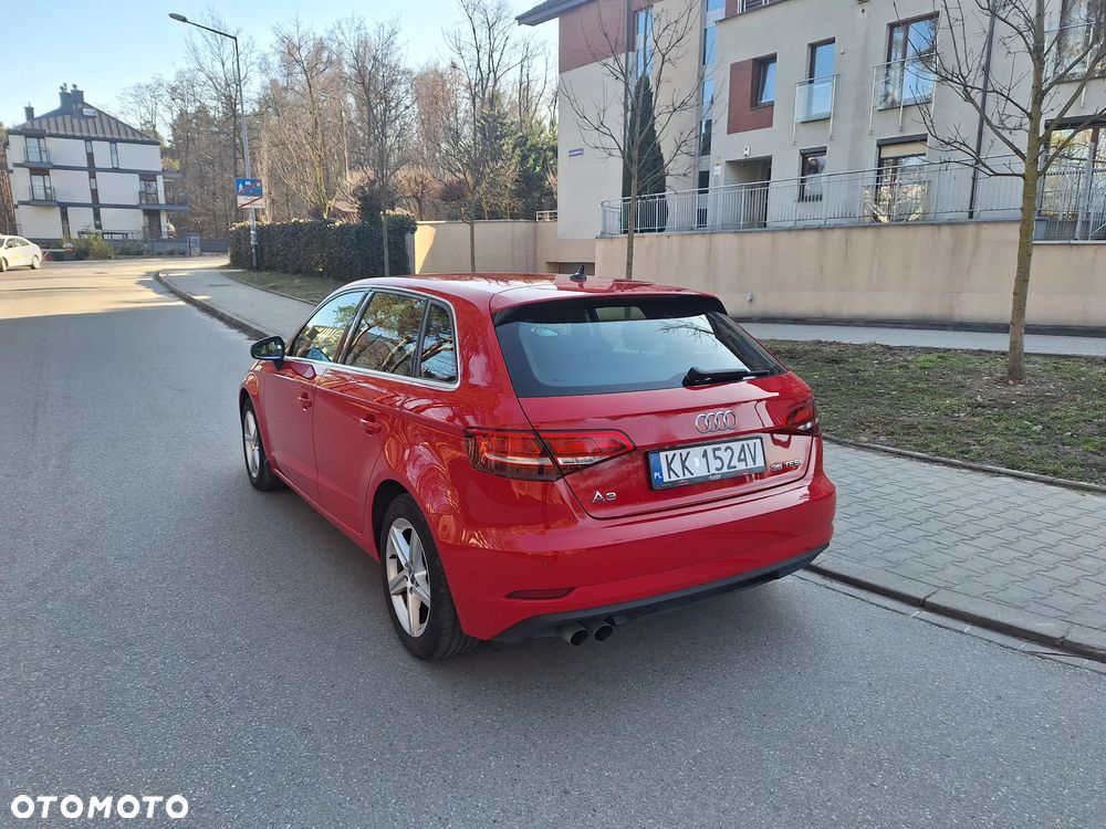 Audi A3 Sportback 35 TFSI S tronic - 7