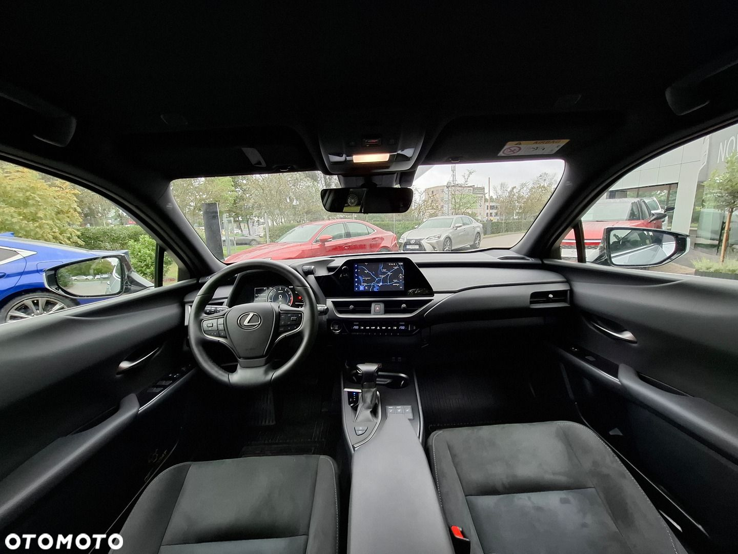 Lexus UX - 28