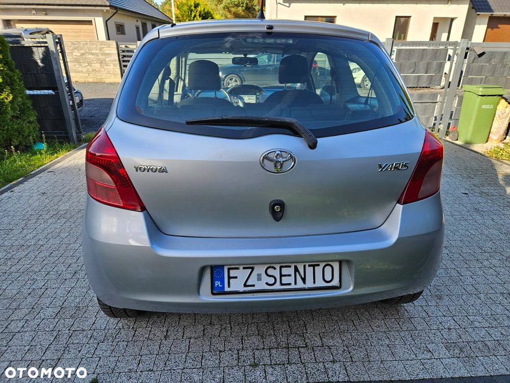 Toyota Yaris 1.0 Luna A/C - 5