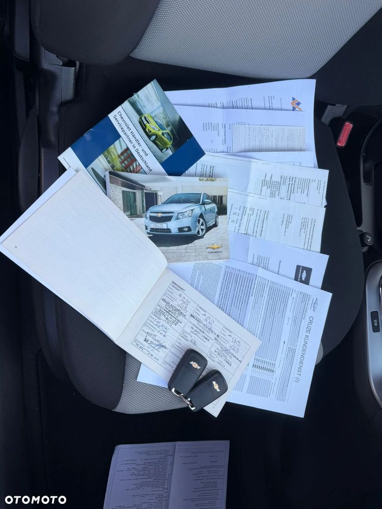 Chevrolet Cruze 1.6 LT+ - 24