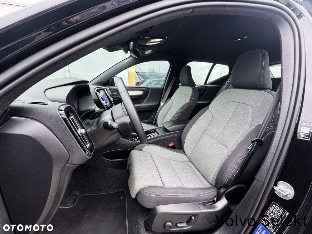 Volvo XC 40 - 31