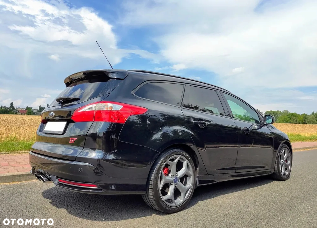 Ford Focus Turnier 2.0 EcoBoost ST - 37