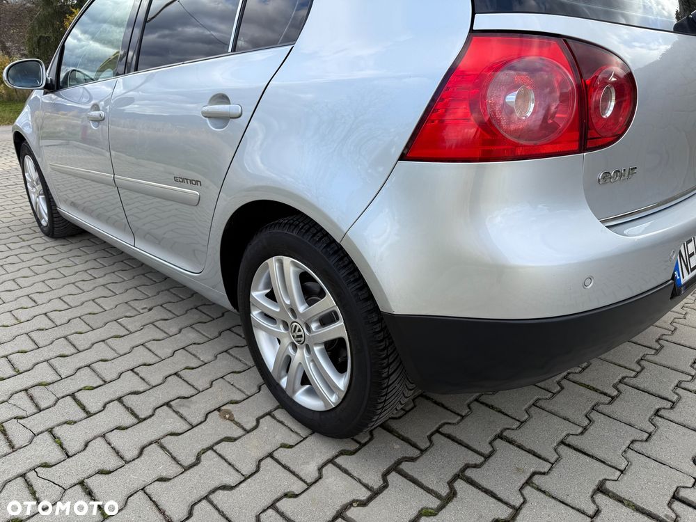 Volkswagen Golf V 1.6 Sportline - 30