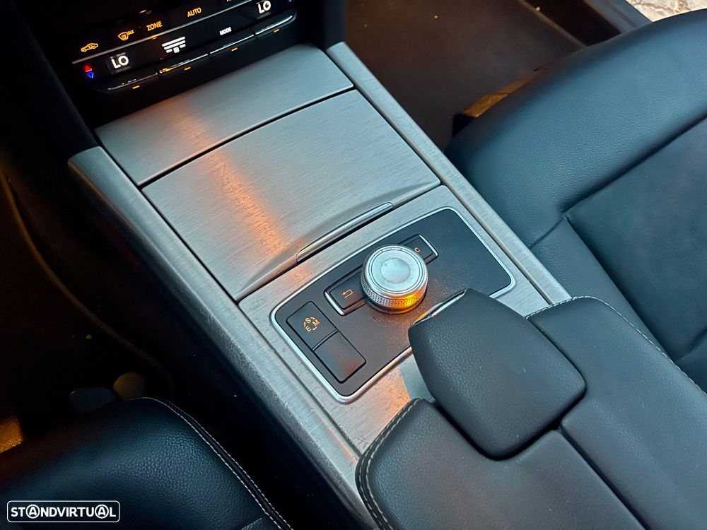 Mercedes-Benz E 250 CDi Avantgarde BlueEfficiency Auto. - 21