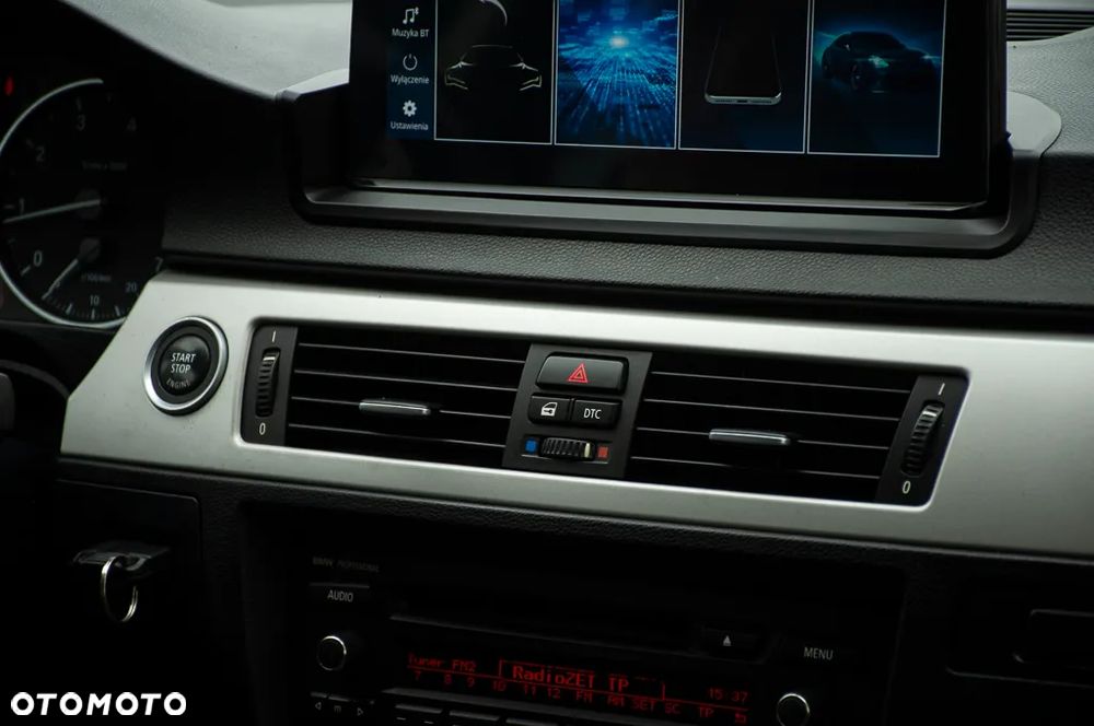 BMW Seria 3 318i - 28