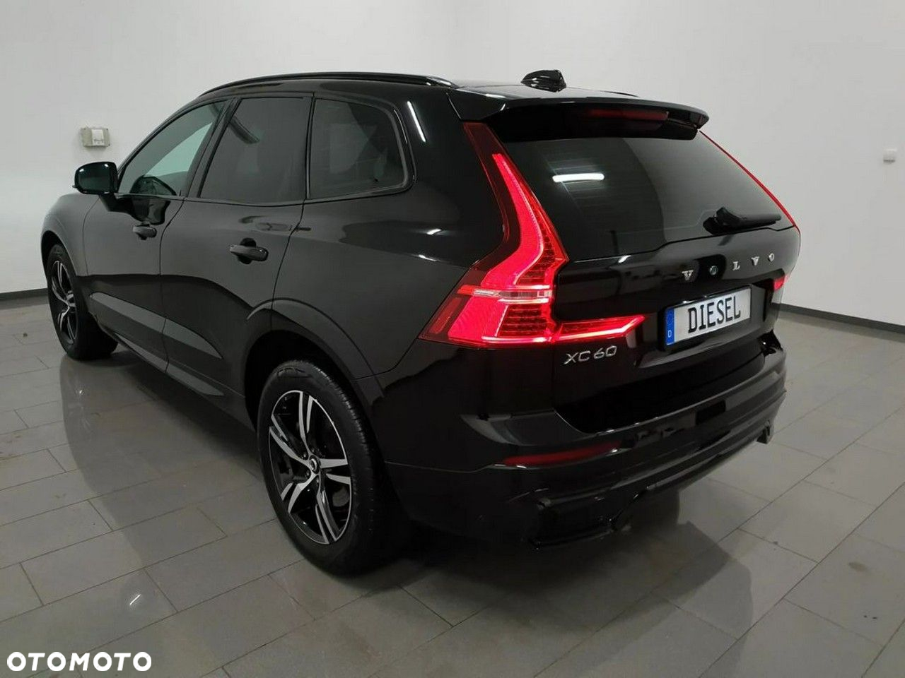 Volvo XC 60 B4 D AWD Geartronic RDesign - 4