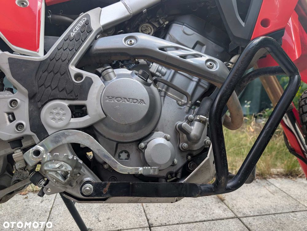 Honda CRF - 7