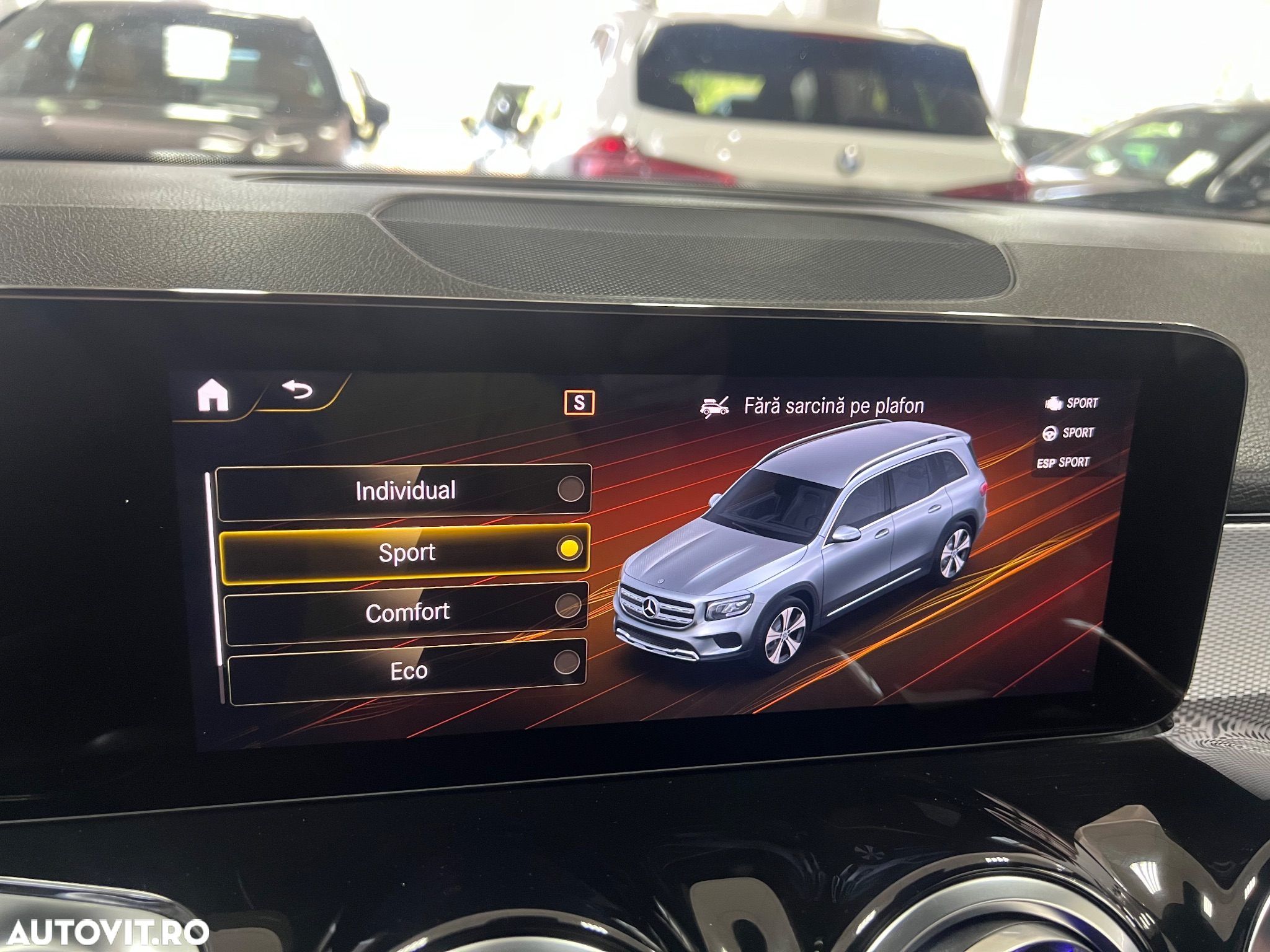 Mercedes-Benz GLB 200 d 4Matic 8G-DCT Progressive - 34