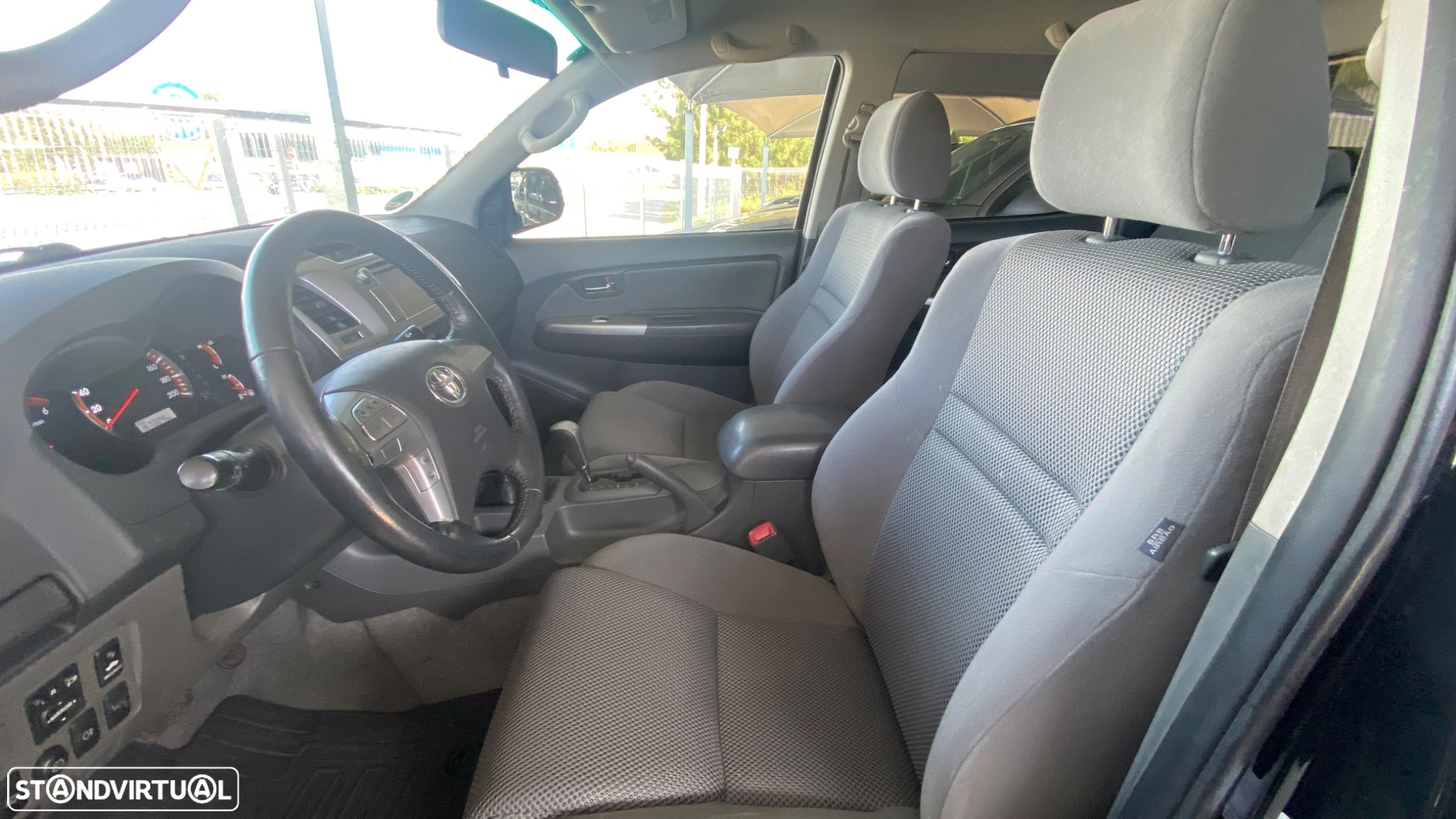 Toyota Hilux 3.0 D-4D 4WD CD Tracker CA PM - 14