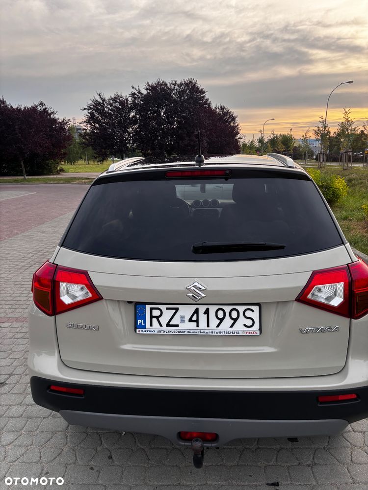 Suzuki Vitara 1.6 Comfort 2WD - 4