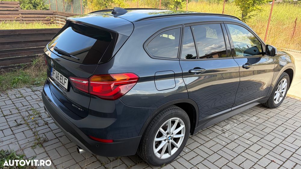 BMW X1 xDrive20i AT - 4