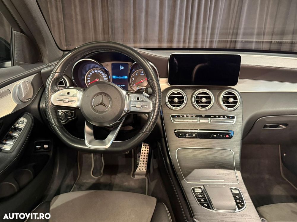 Mercedes-Benz GLC 300 d 4Matic 9G-TRONIC AMG Line - 19