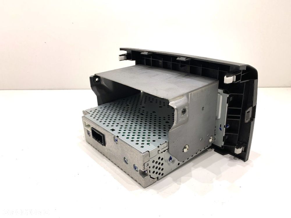 RADIO  SUZUKI SWIFT III (MZ, EZ) 2005 - 2022 1.3 DDiS (RS 413D) 51 kW [69 KM] olej napędowy 2005 - - 3