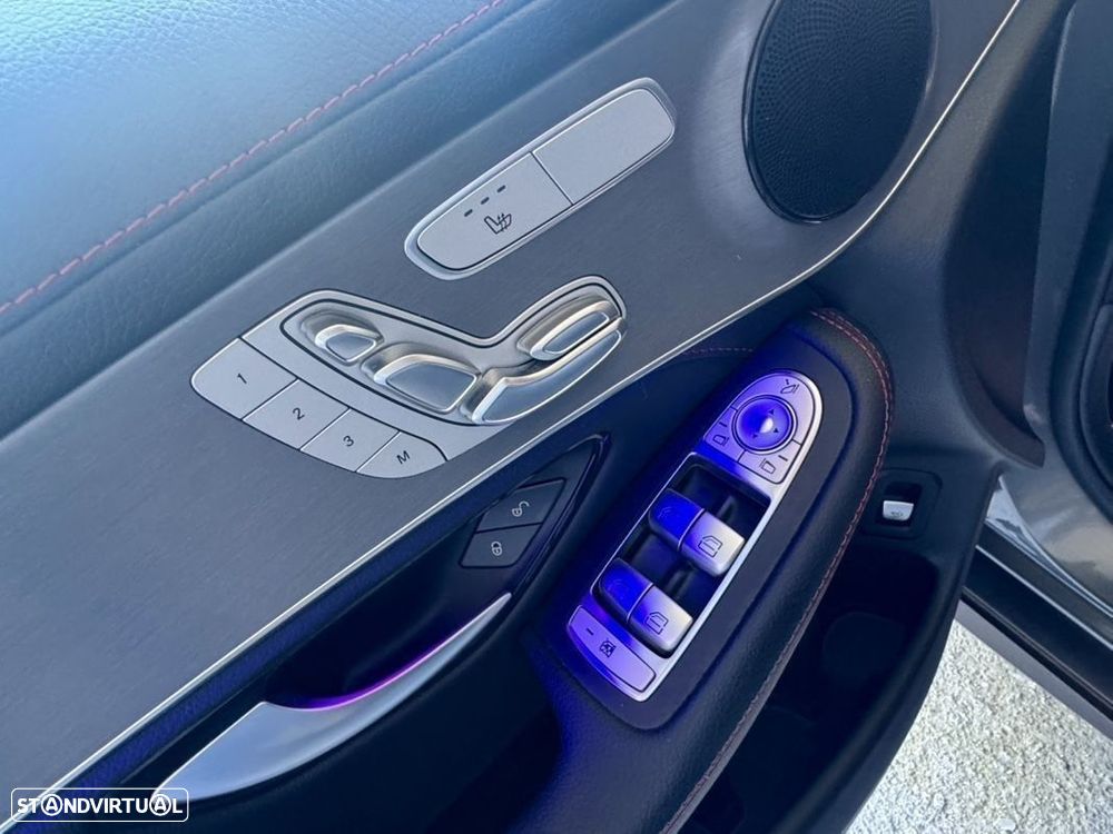 Mercedes-Benz GLC 300 e 4Matic - 36