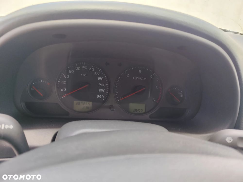 Volvo V40 1.9 D Classic Limited Edition - 7