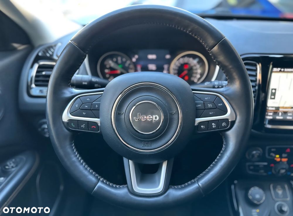 Jeep Compass 2.0 MultiJet Active Drive Limited - 17