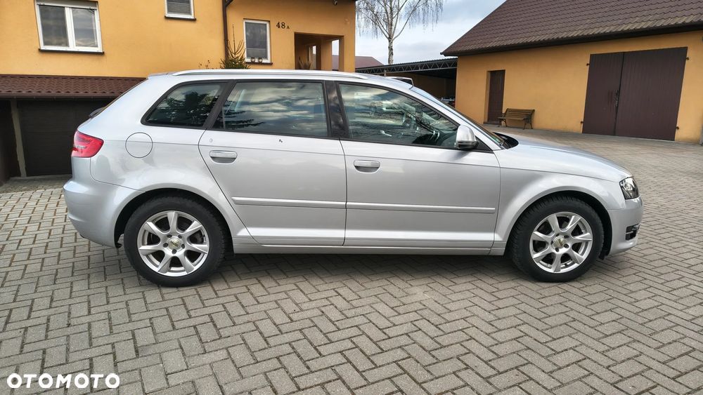 Audi A3 Sportback - 7