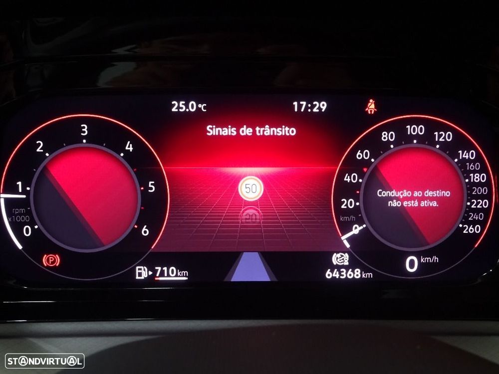 VW Golf Variant 2.0 TDi Life - 17