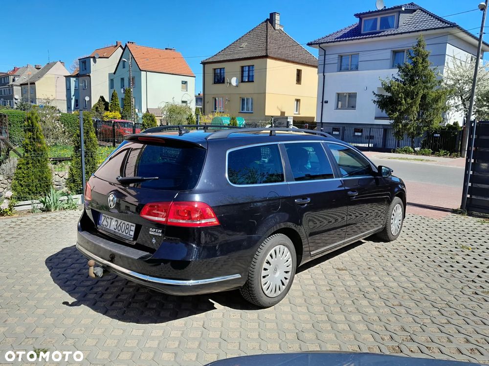 Volkswagen Passat 2.0 TDI BlueMotion Technology Comfortline - 8