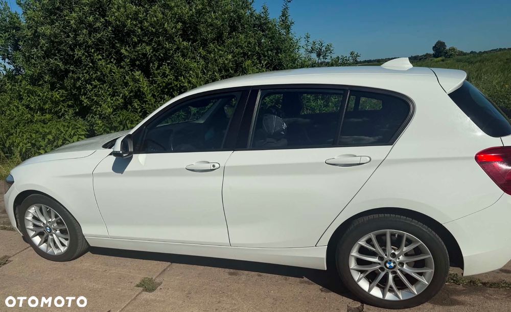 BMW Seria 1 116i - 6