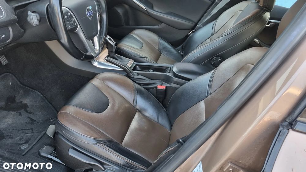 Volvo V40 Cross Country D3 Geartronic Summum - 17