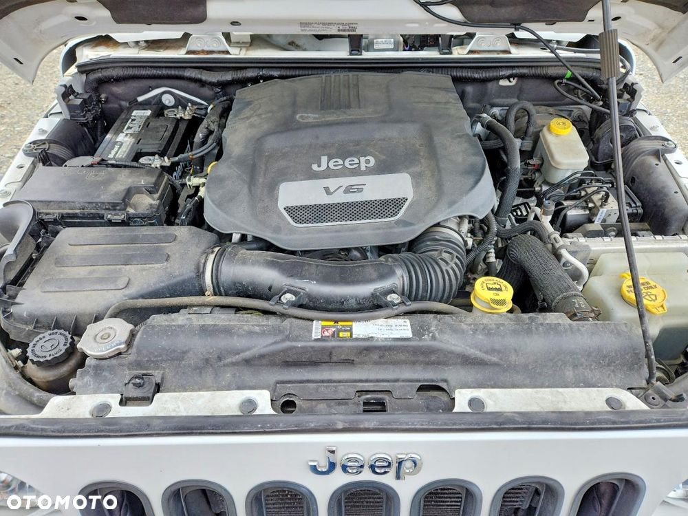 Jeep Wrangler - 9