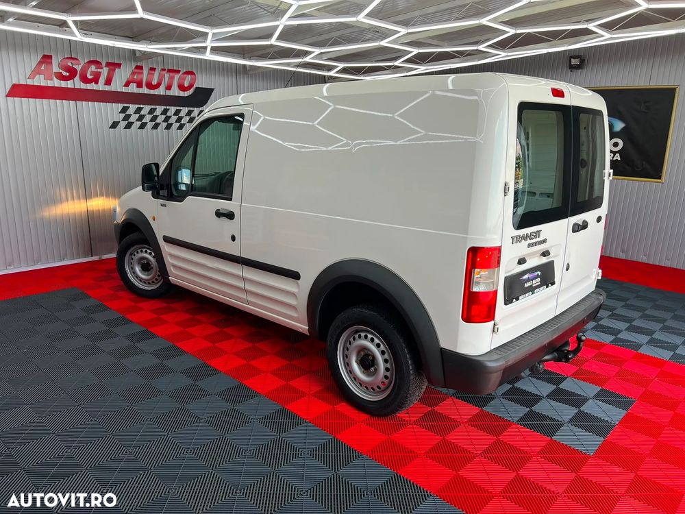 Ford Transit Connect - 6