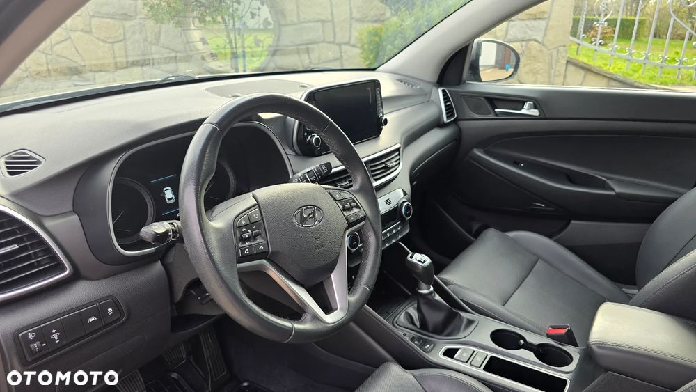 Hyundai Tucson 1.6 GDi 2WD Select - 11