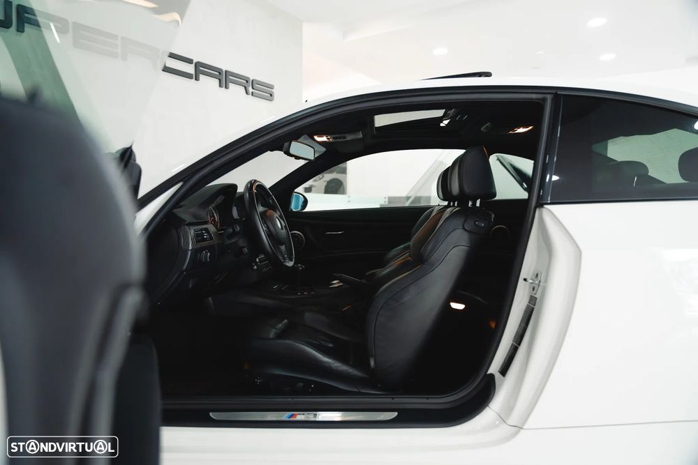BMW M3 Standard - 25